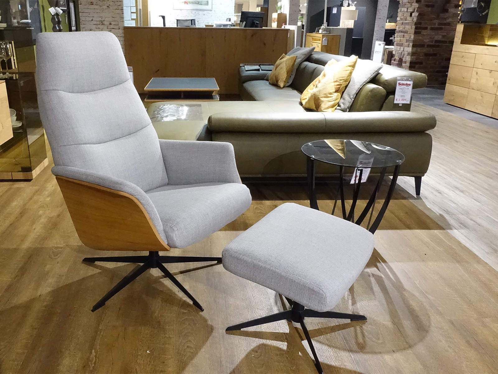 Relaxsessel Hocker Light Grey Sternfuss Schwarz Schale Eiche 15720053 02