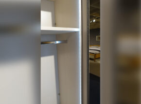 Staud Schwebetuerenschrank Sinfonie Plus Innenbeleuchtung 03580028 21