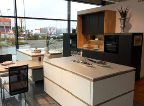 Ballerina Kueche Inselkueche Graphitschwarz Premiumweiss Samt Lack 03535023 Insel Premiumweiss