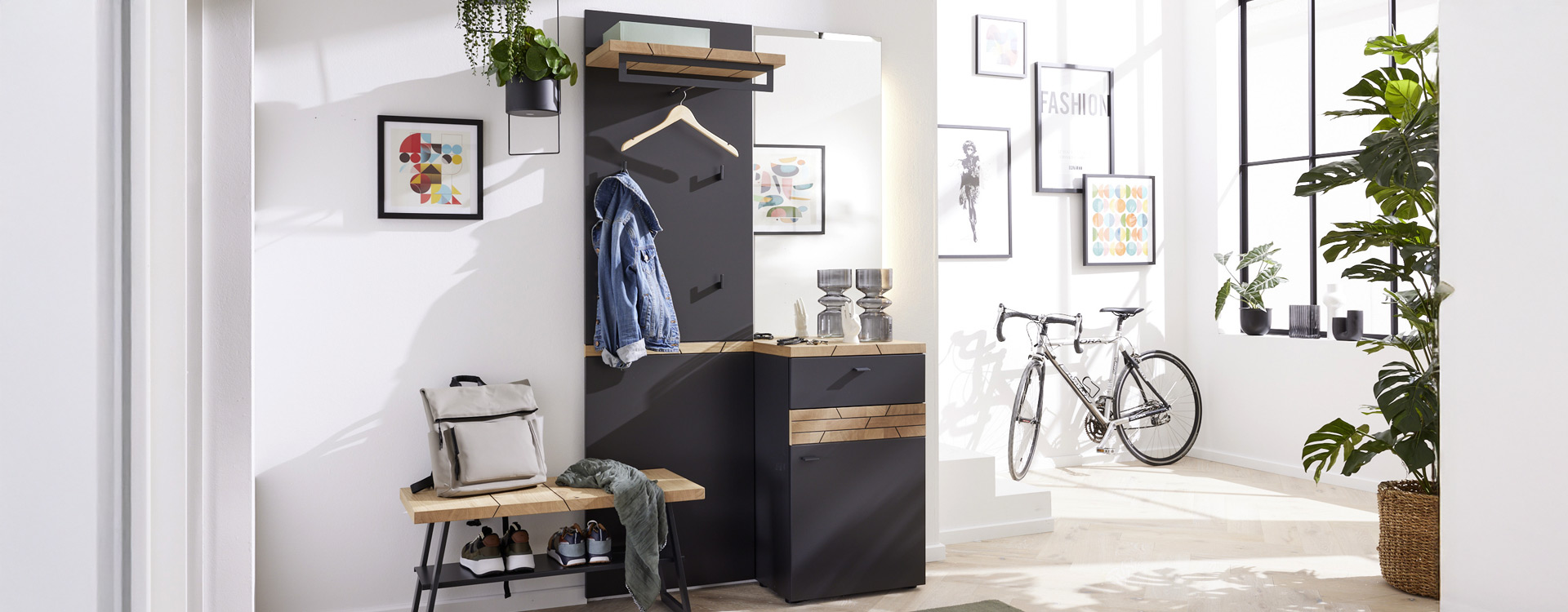 Garderoben Im Einrichtungshaus Schulze