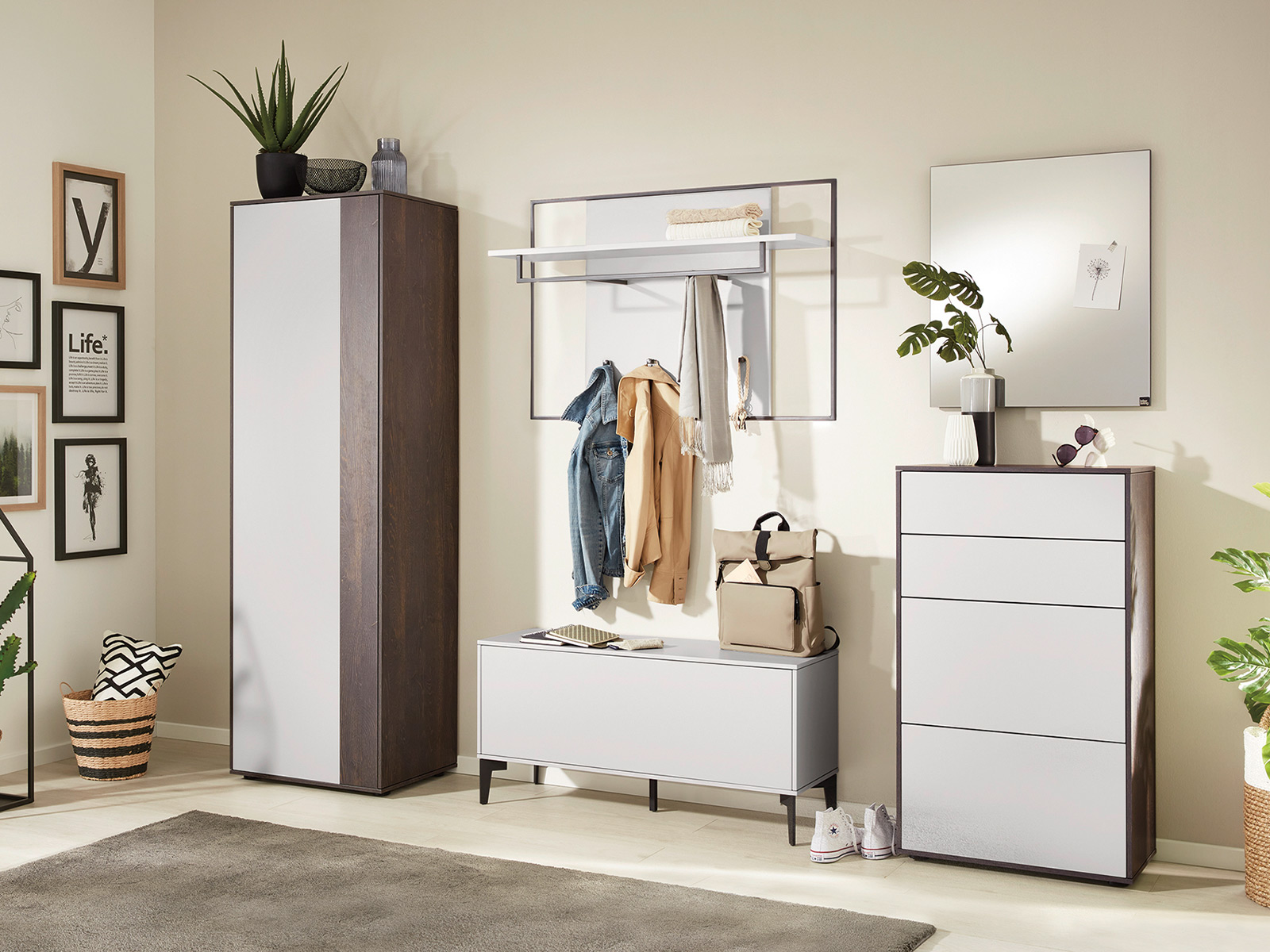 Interliving Garderobe 6009 Quarzgrau Eiche Flamed Wood 73480008 Einrichtung Haus Schulze Flur Diele Moebel Roedental Bei Coburg Ilmenau