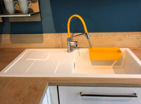 Interliving Winkelkueche Matrix Articweiss Hochglanzlack Mit Ansatztheke Blanco Einbauspuele 72725001 Ka102