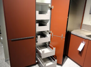 Nobilia Kueche Easytouch Lacklaminat Rostrot Vorratsschrank 02715945