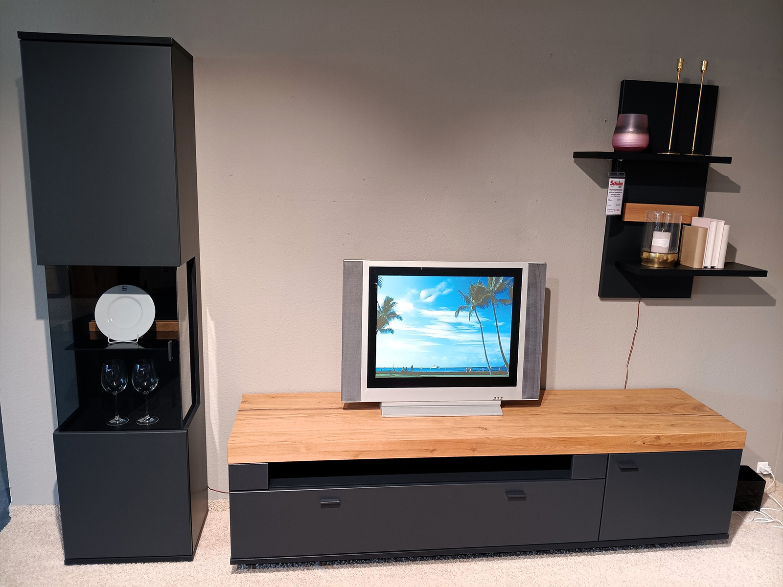 Wohnwand Messina Echtholzfurnier Absetzung Risseiche 03350702