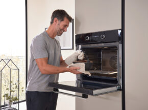 Interliving Il Kueche 3072 Offene L Kueche Mit Jalousie Aufsatzschrank Haengern Separates Hochschrankelement Lava Softmatt Hochbaubackofen M9972130083745157 004