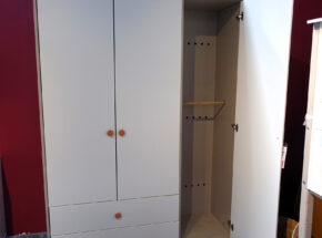 Flexa Kinder Kleiderschrank classic in mattem hellen grau